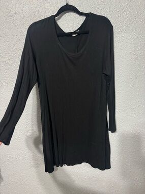 Classic Black Long-Sleeve Women's dress